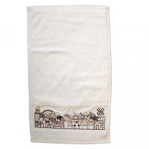 Yair Emanuel Ritual Hand Washing Towel with Embroidered Scene of Jerusalem Artistas y Marcas