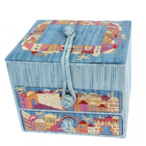 Yair Emanuel Embroidered Jewelry Box With Jerusalem in Blue Accesorios
